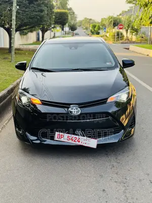 Toyota Corolla LE Eco (1.8L 4cyl 2A) 2018 Black