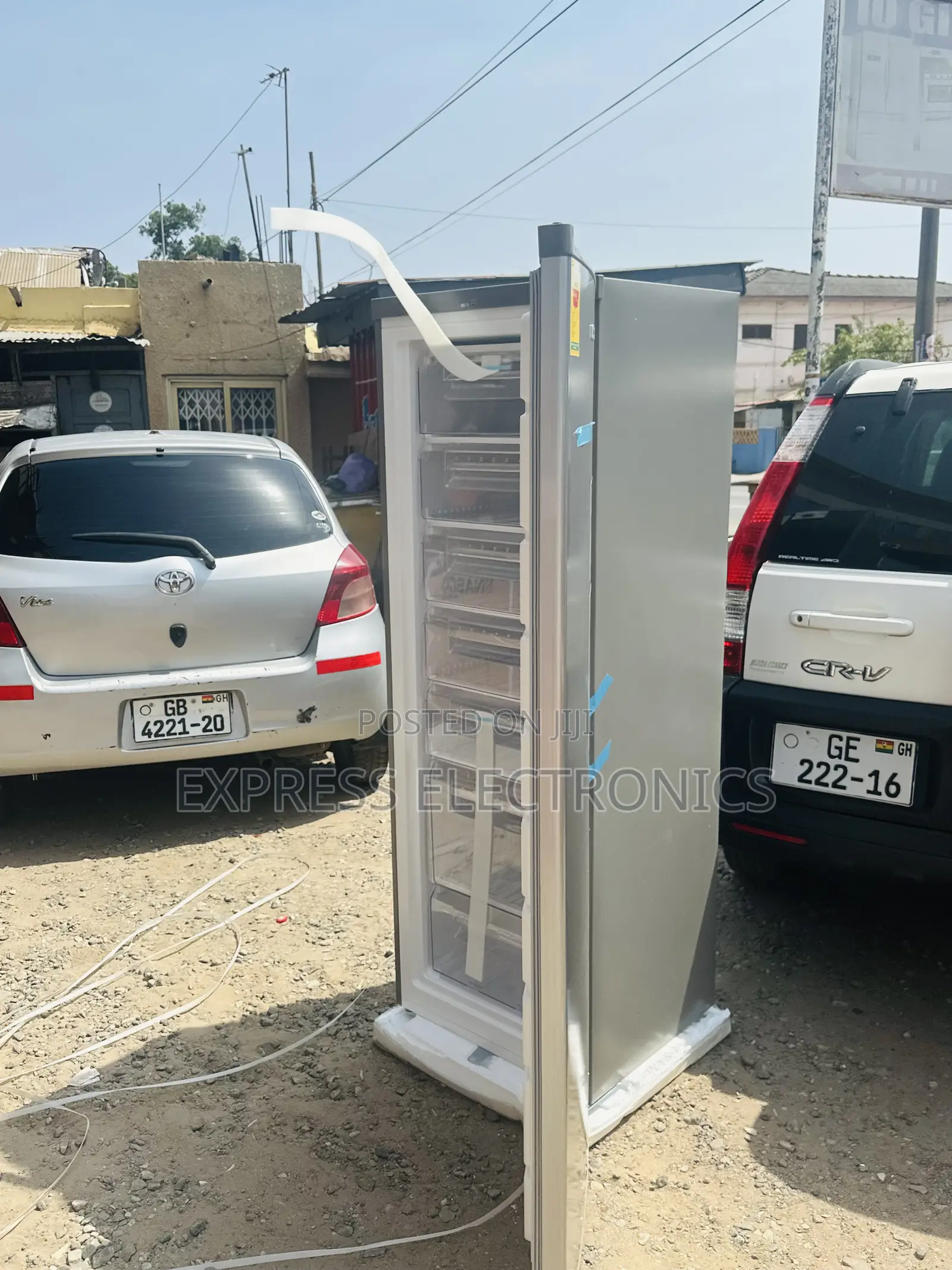 Grab Your Favorite * 242l Freezer Nasco