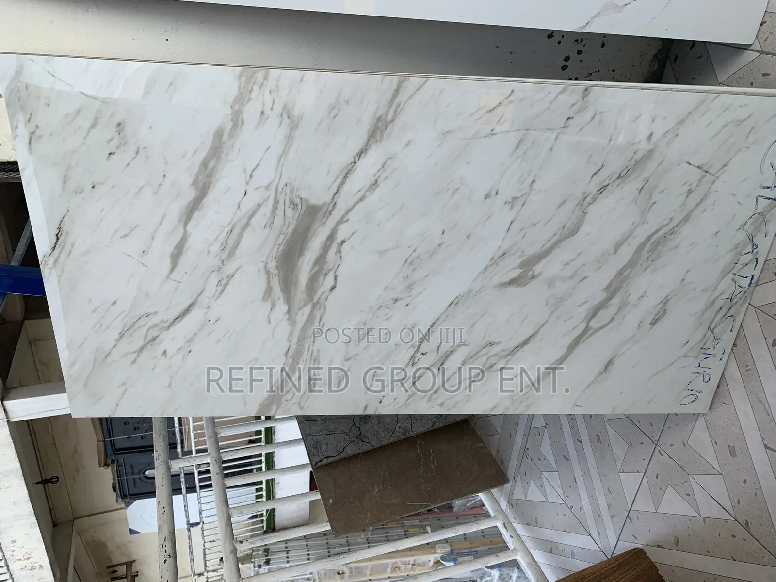 60/120cm Tiles.