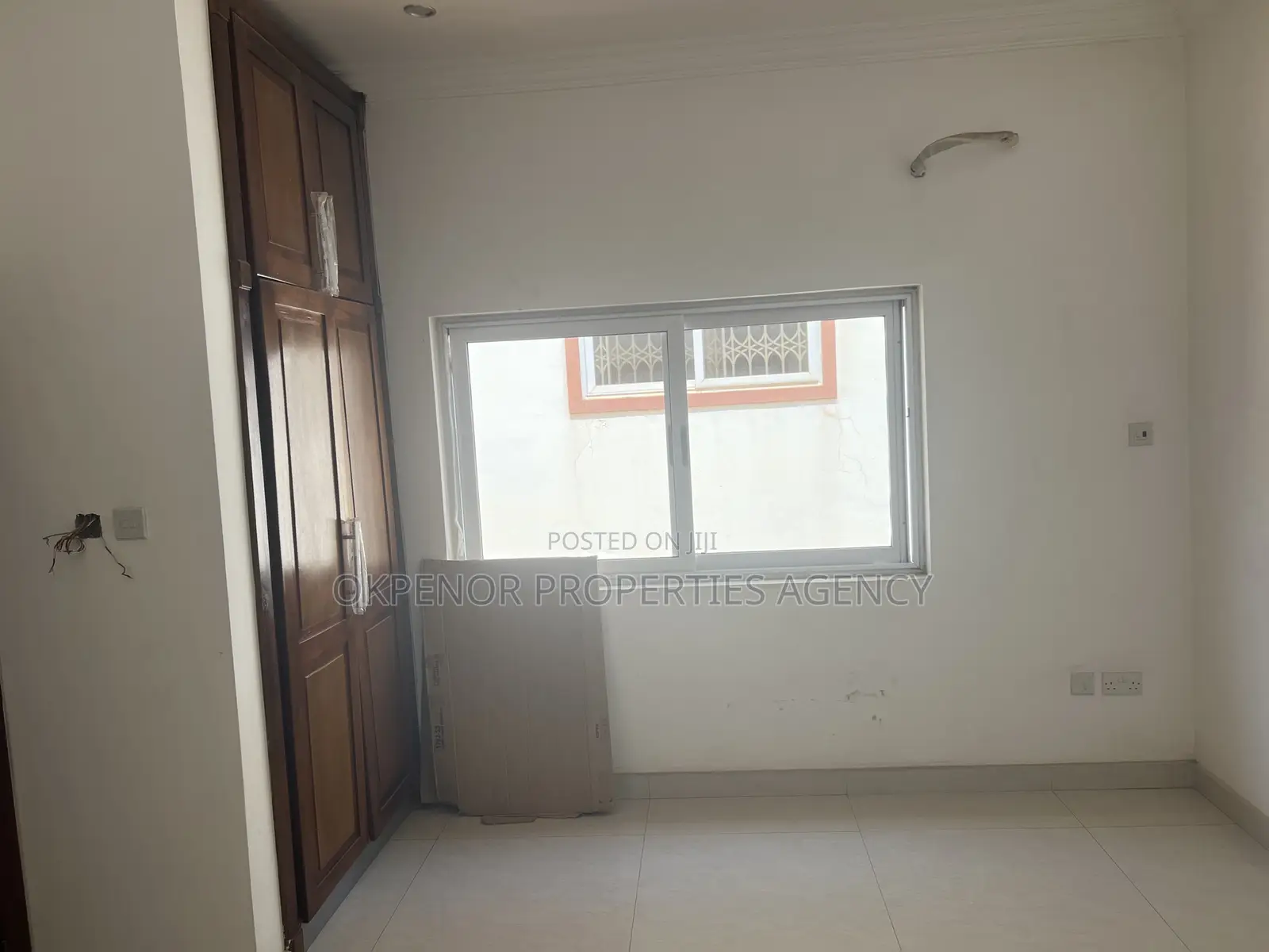 5bdrm House in Myron Estate, Tema Metropolitan for sale