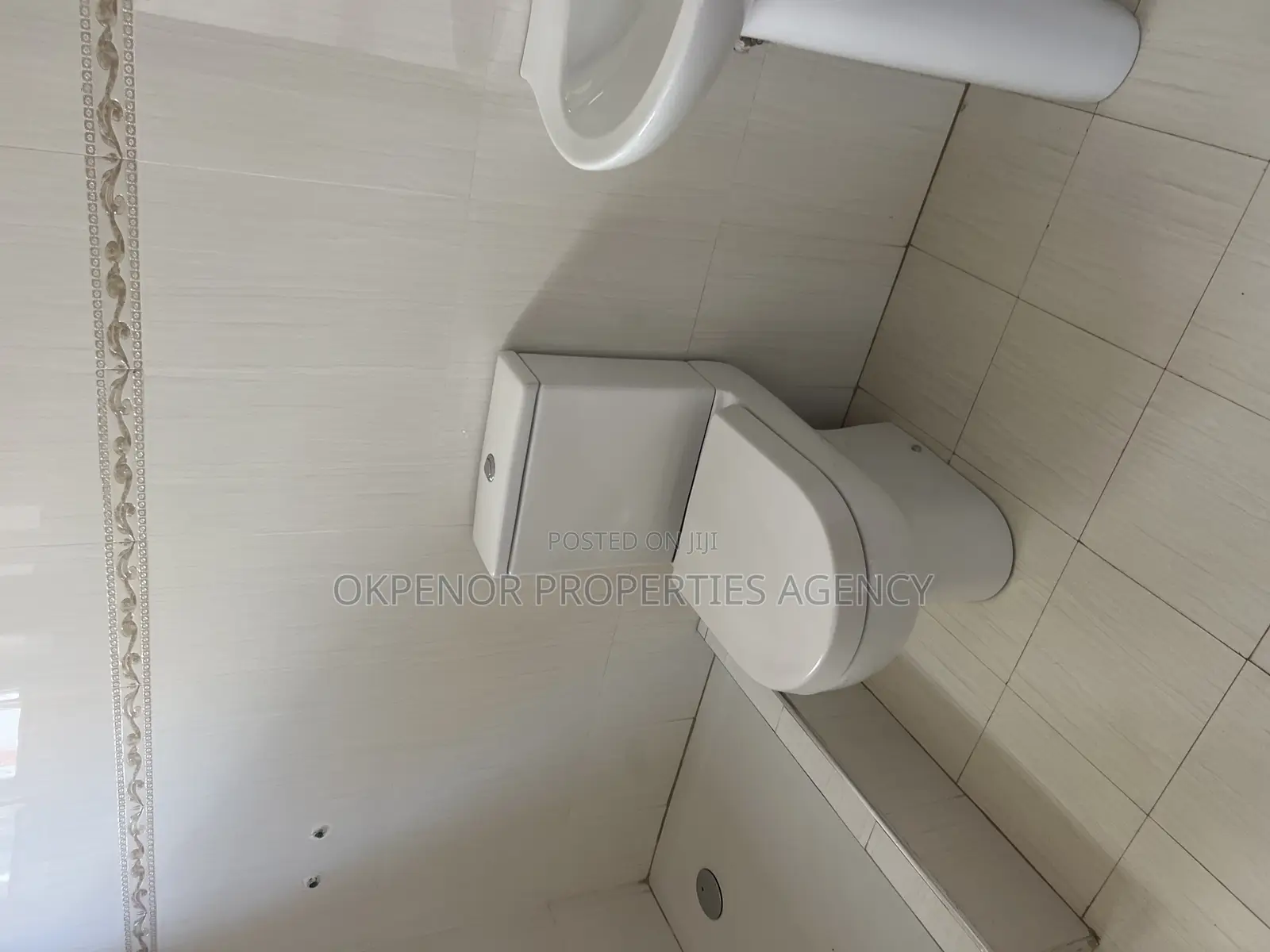 5bdrm House in Myron Estate, Tema Metropolitan for sale