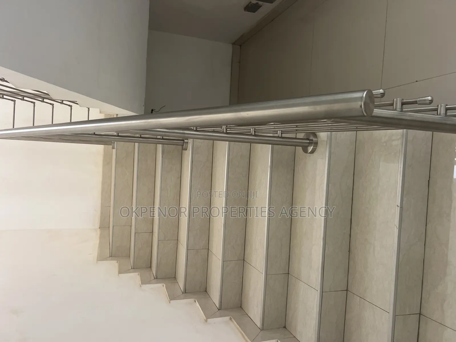 5bdrm House in Myron Estate, Tema Metropolitan for sale