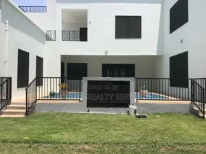 5bdrm House in Seekers Realty, Cantonments for rent