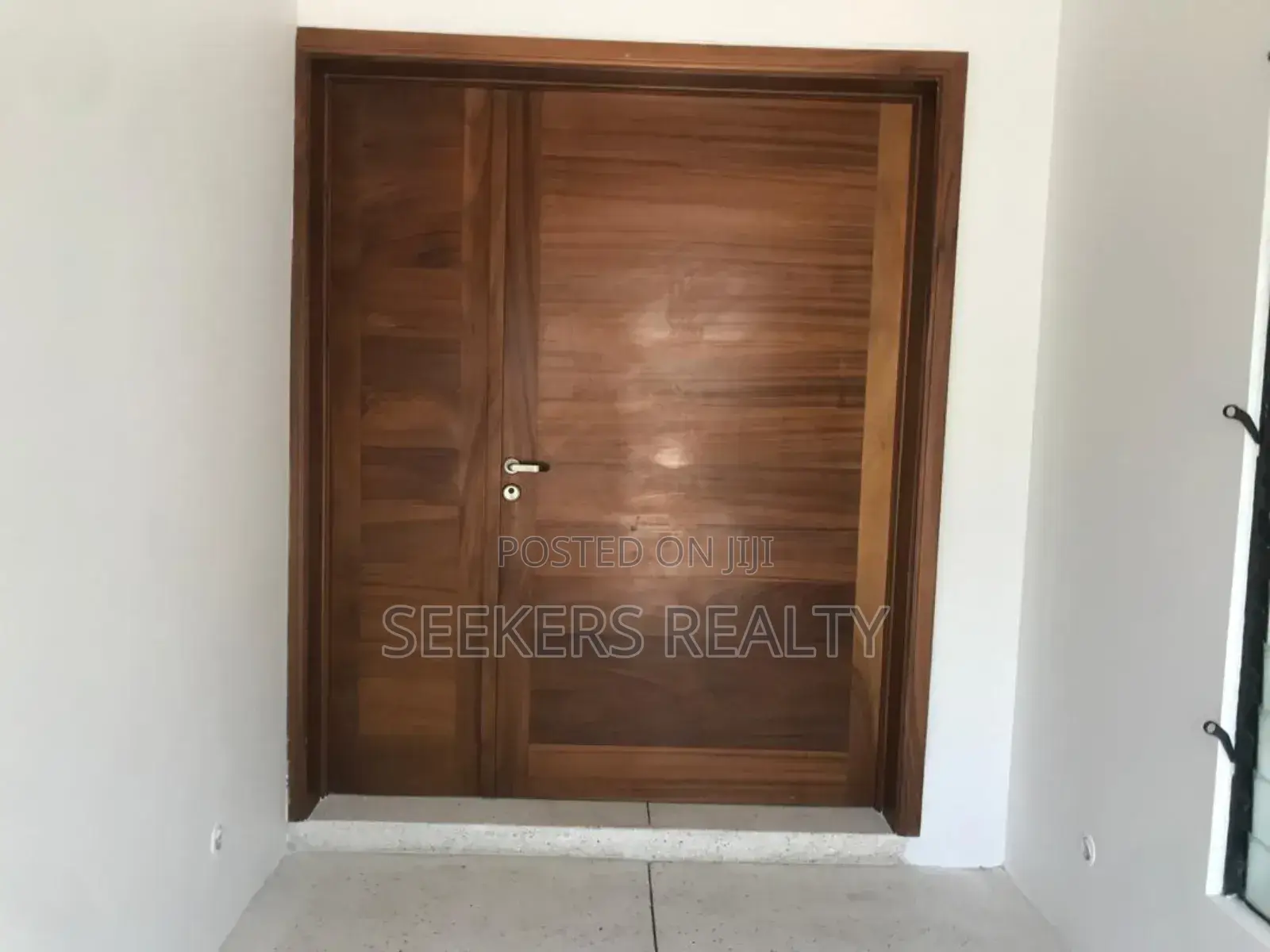 5bdrm House in Seekers Realty, Cantonments for rent