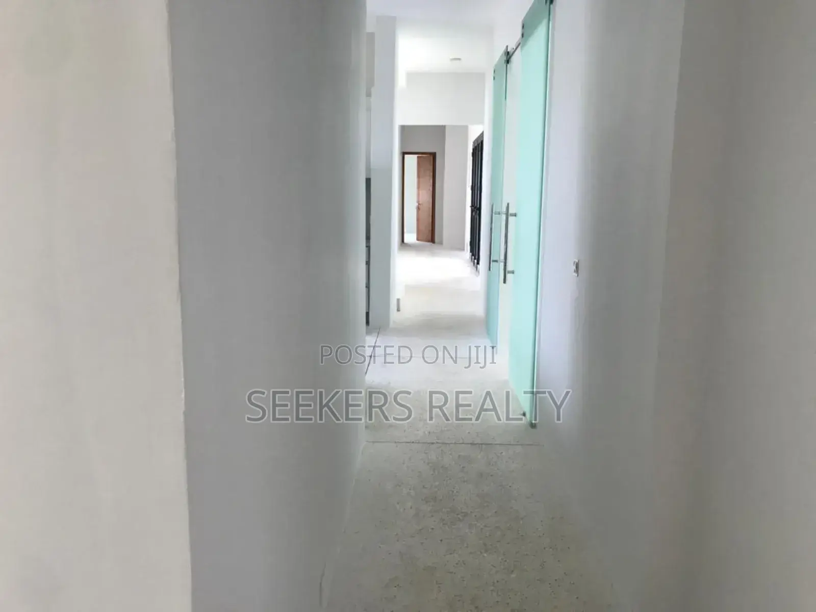 5bdrm House in Seekers Realty, Cantonments for rent