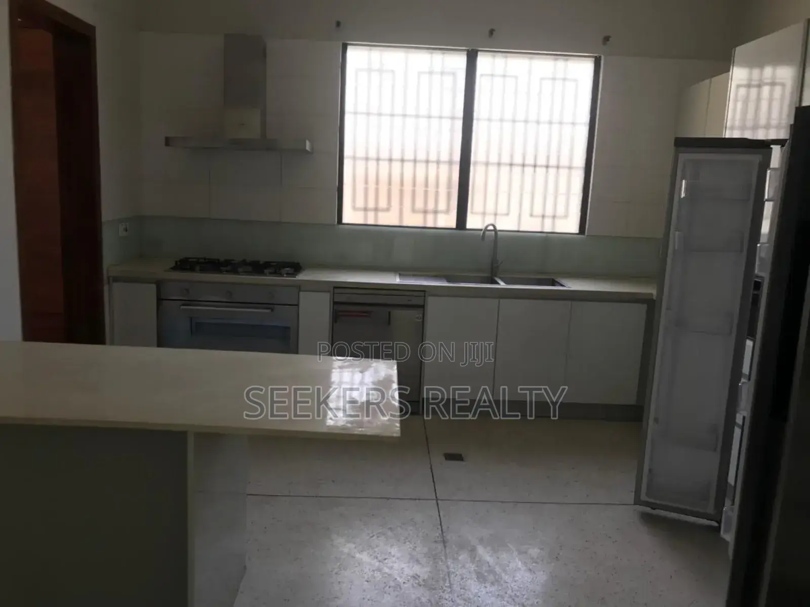 5bdrm House in Seekers Realty, Cantonments for rent