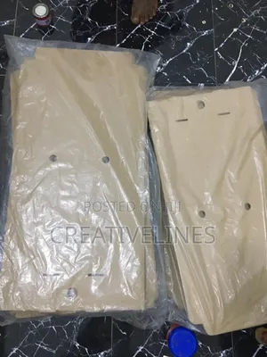 Plain Pizza Boxes