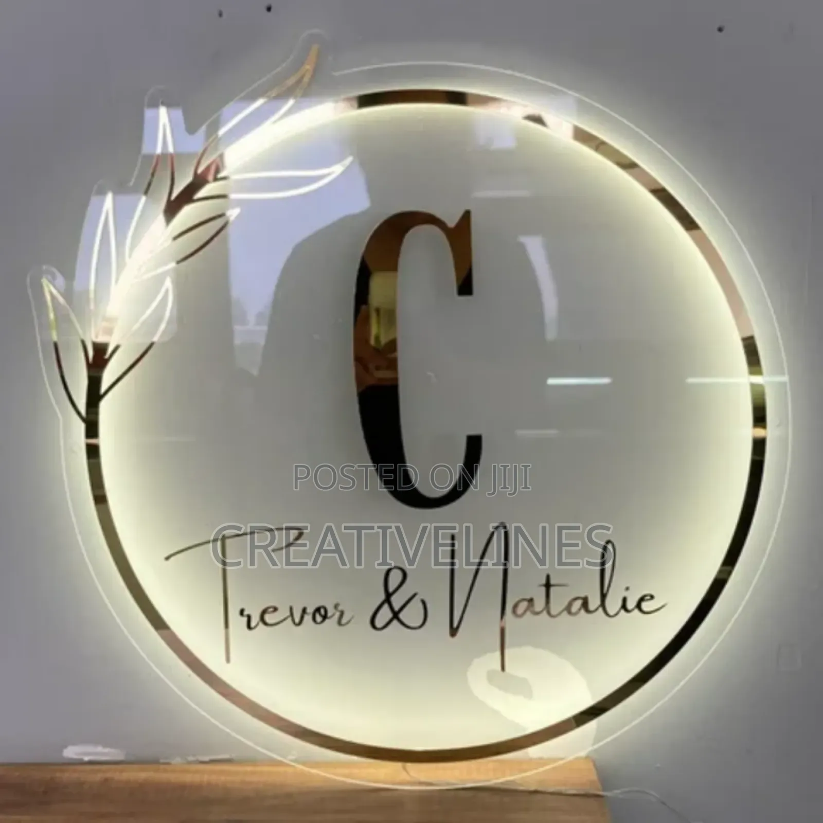 Circlar Neon Light