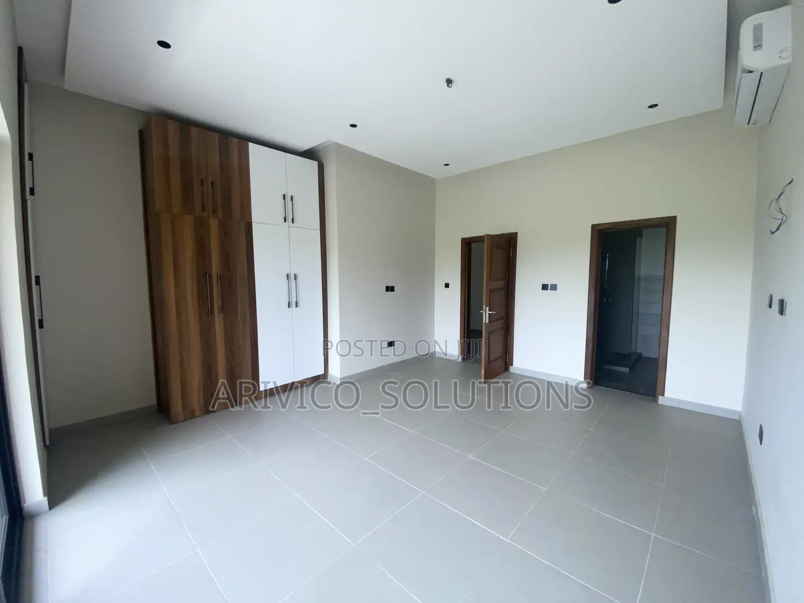 3bdrm Townhouse / Terrace in Community 6, Tema Metropolitan for rent