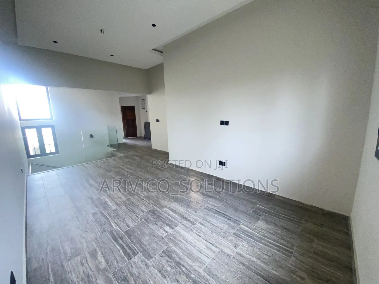3bdrm Townhouse / Terrace in Community 6, Tema Metropolitan for rent