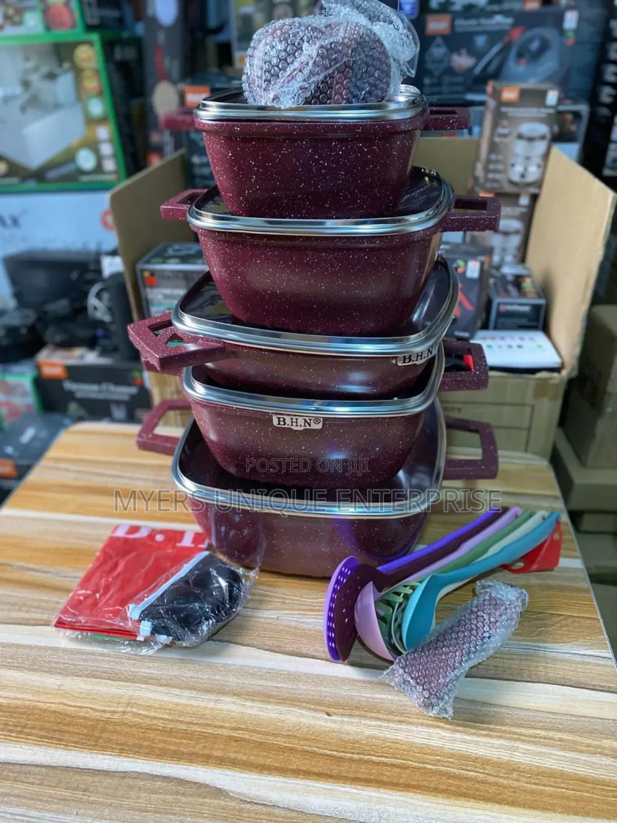 Quality B.H.N 12 Pieces Granite Cookware Set.