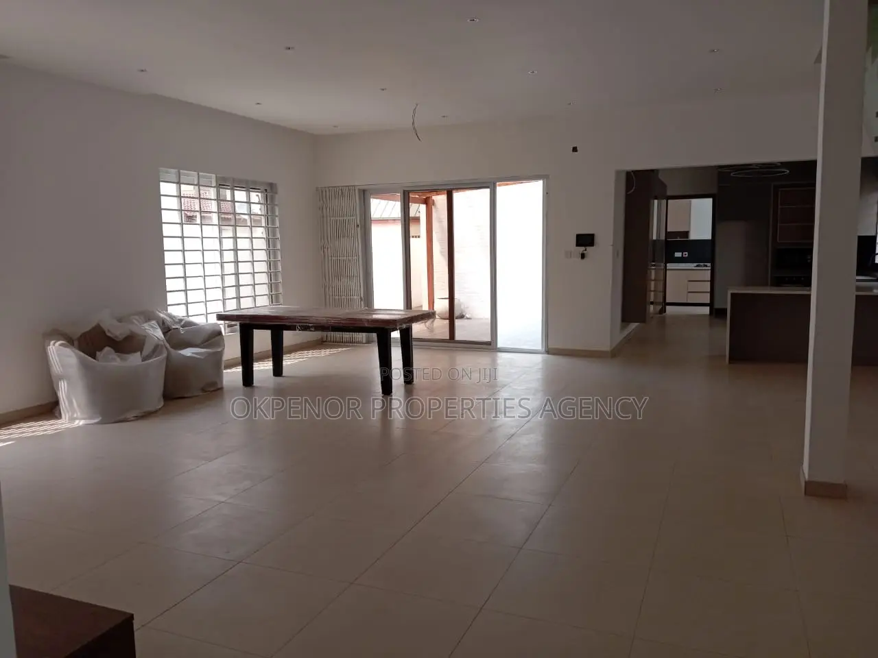4bdrm House in Spintex, Accra Metropolitan for sale