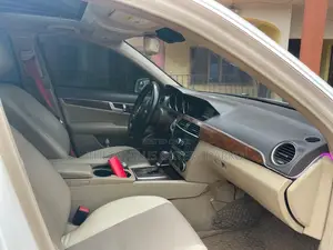 Mercedes-Benz C250 2014 White