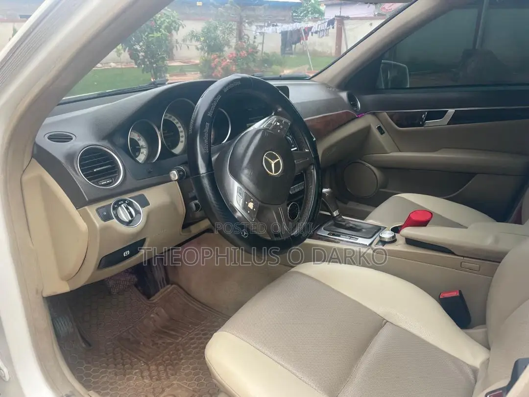 Mercedes-Benz C250 2014 White