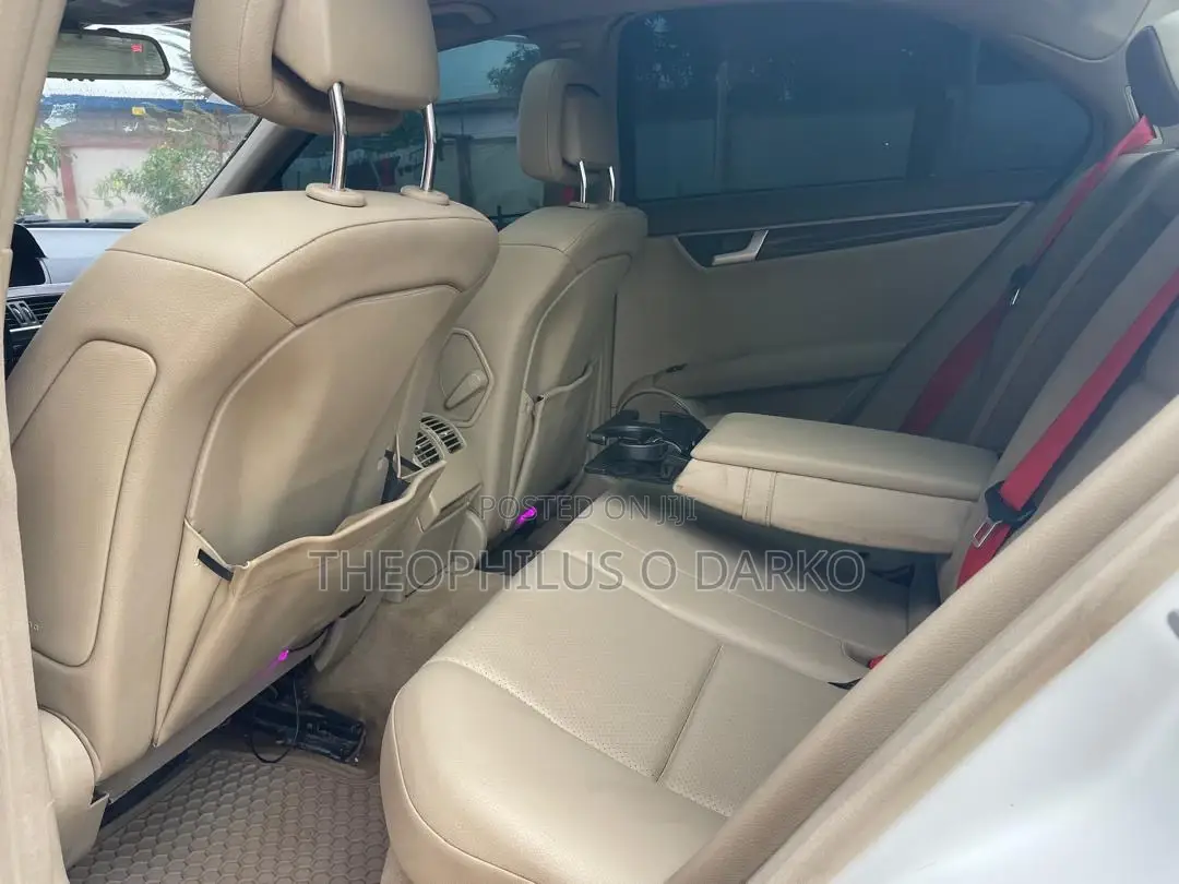 Mercedes-Benz C250 2014 White