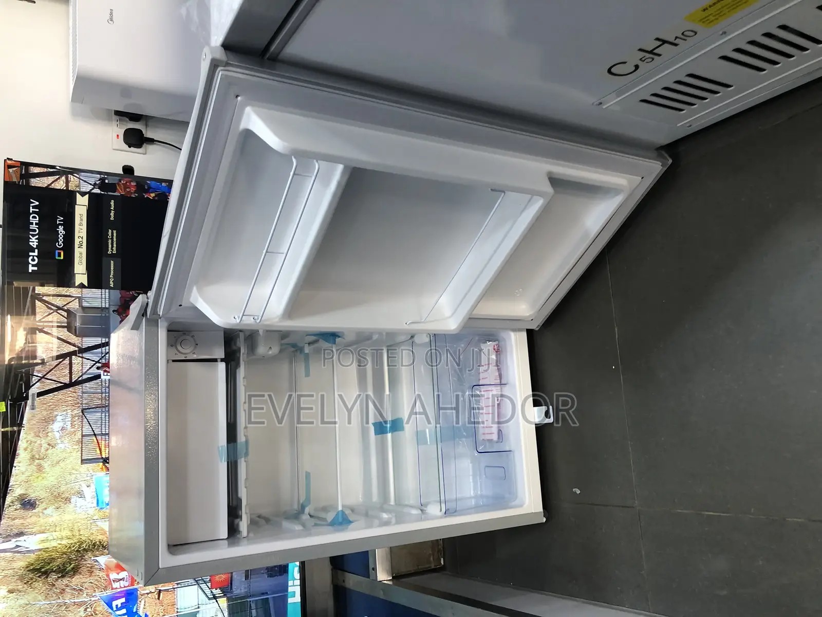 Affordable Galaxy Table Top Fridge 80 Liters