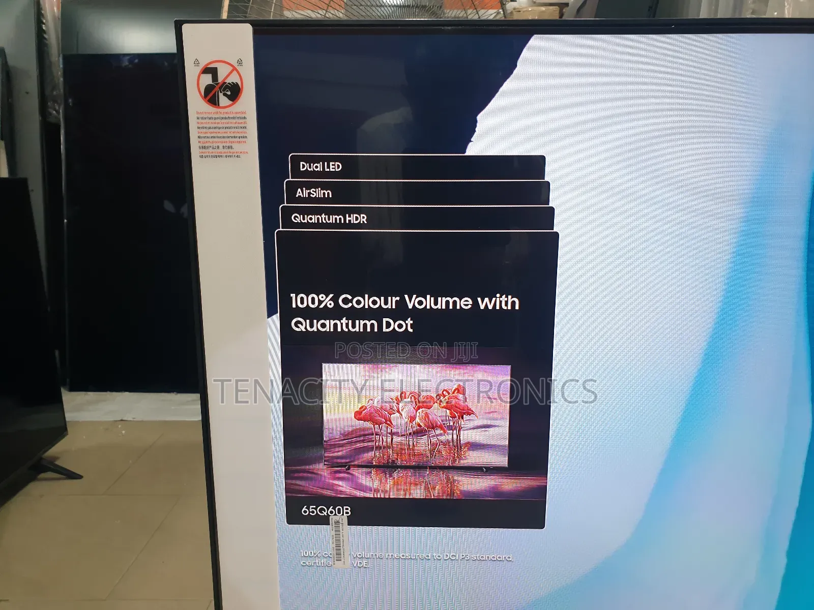 New 65"Airslim Qled Samsung Uhd HDR Smart Satellite Tv