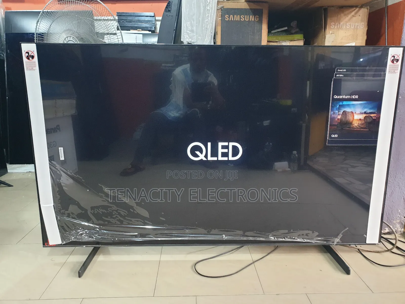 New 65"Airslim Qled Samsung Uhd HDR Smart Satellite Tv