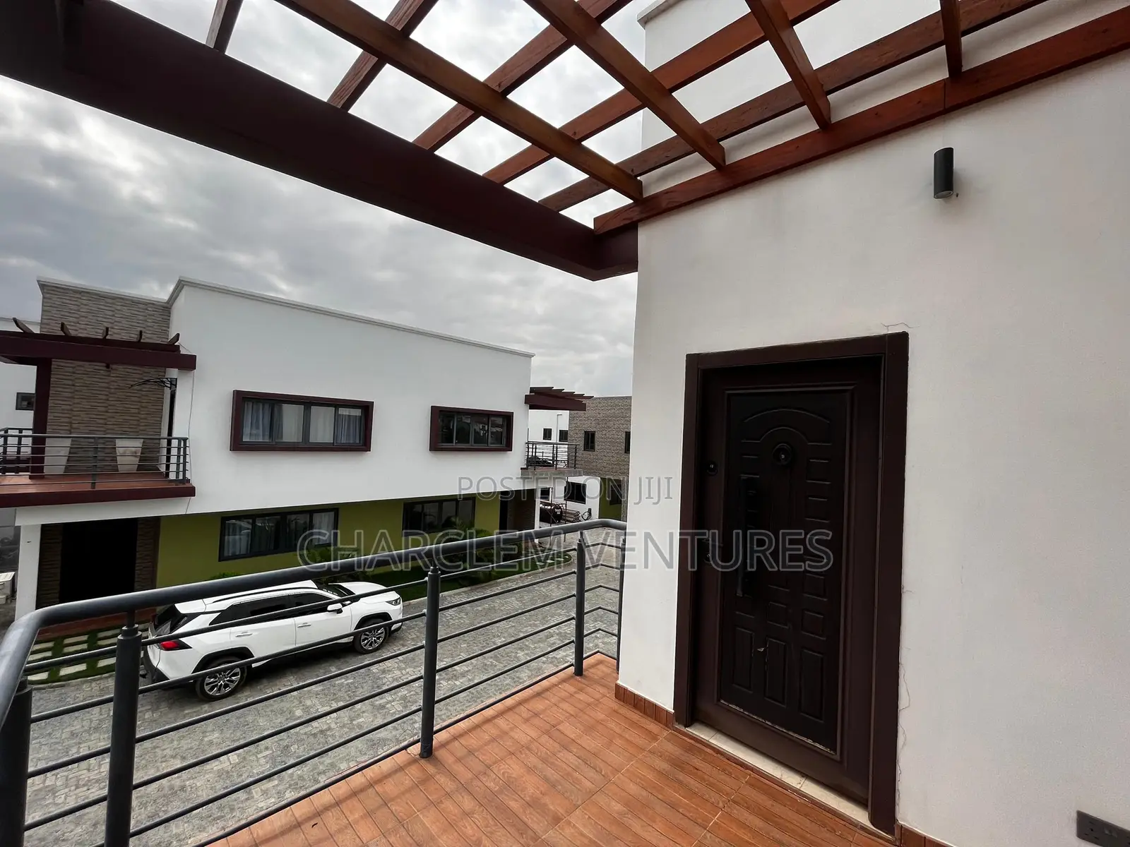 3bdrm Townhouse / Terrace in Charclem Ventures, East Legon for rent