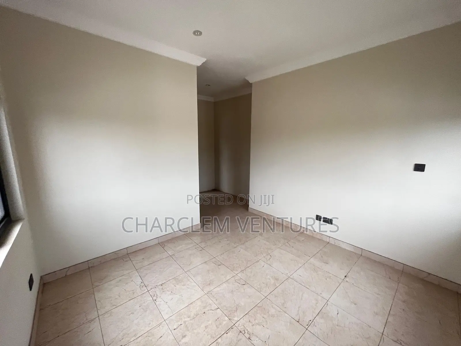 3bdrm Townhouse / Terrace in Charclem Ventures, East Legon for rent