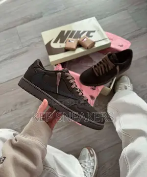 Air Jordan 1 Low Og X Travis Scott Sp 'Velvet Brown'