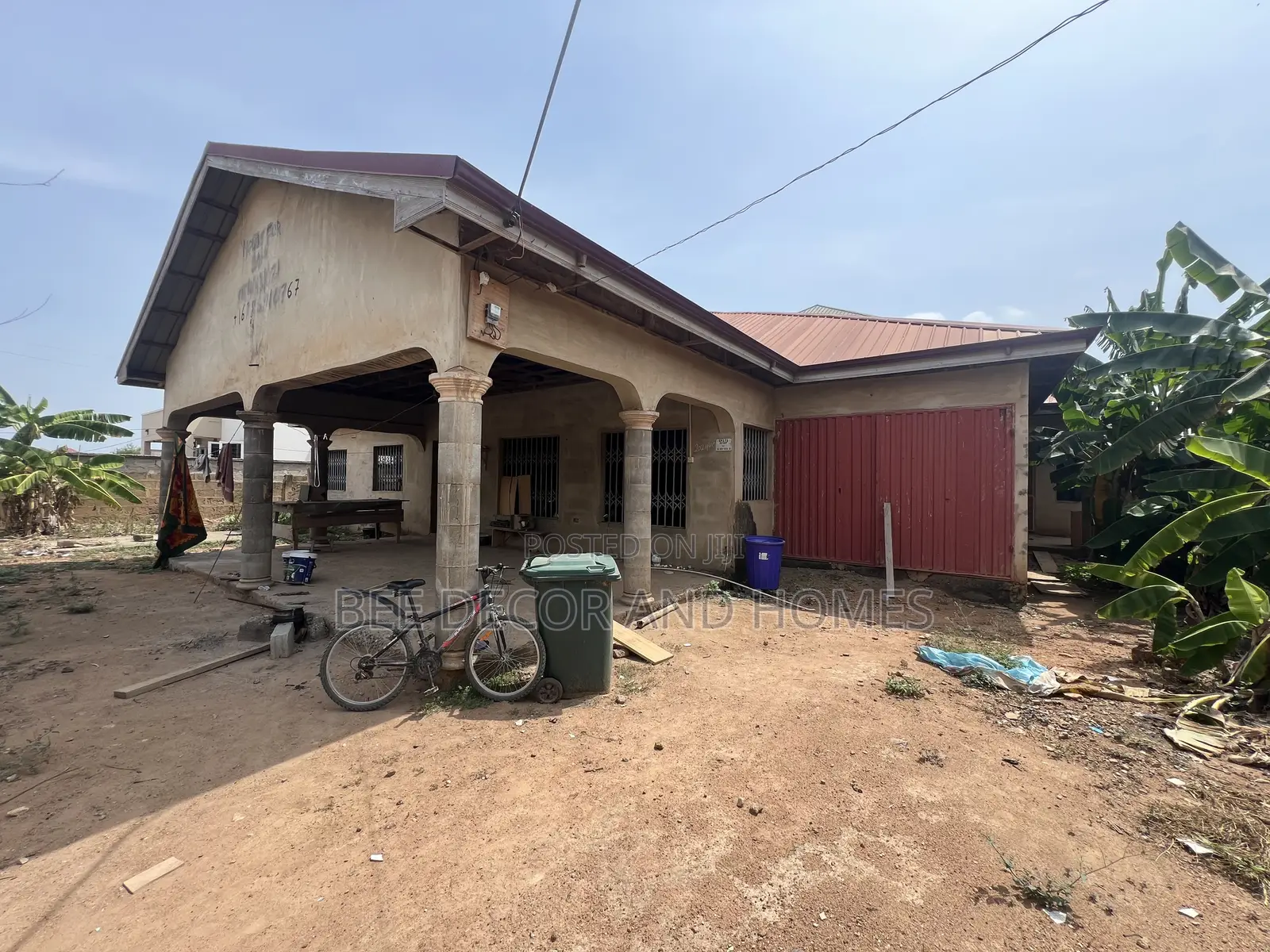 7bdrm House in Bee Decor & Homes, Oyarifa for sale