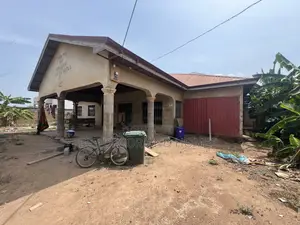 7bdrm House in Bee Decor & Homes, Oyarifa for sale