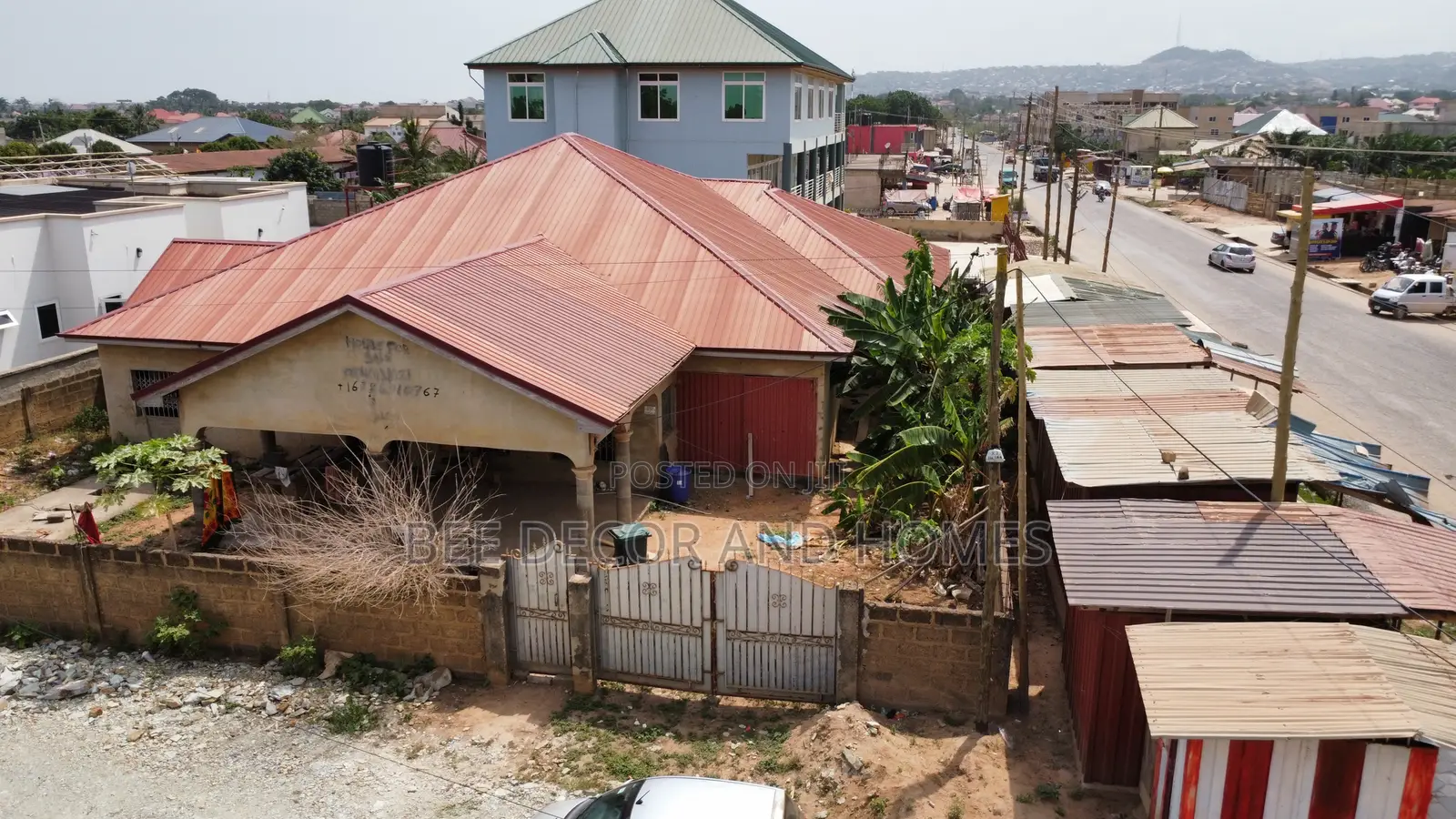 7bdrm House in Bee Decor & Homes, Oyarifa for sale
