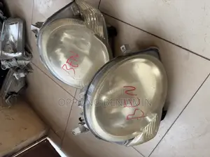 Toyota Sienta Headlights