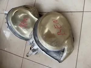 Toyota Sienta Headlights