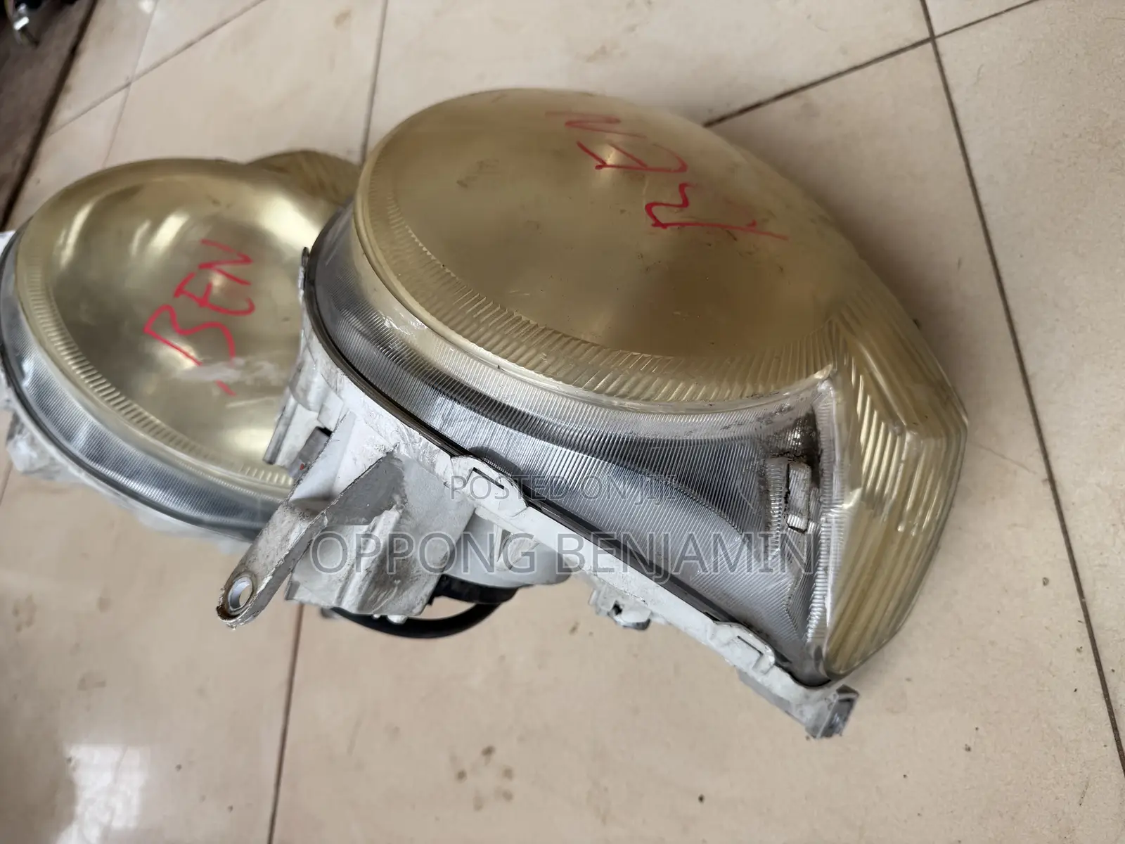 Toyota Sienta Headlights