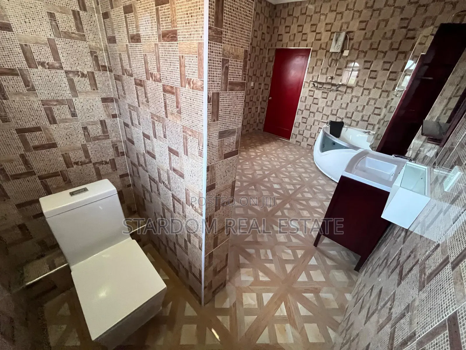 5bdrm House in Trassacco Area, East Legon for rent