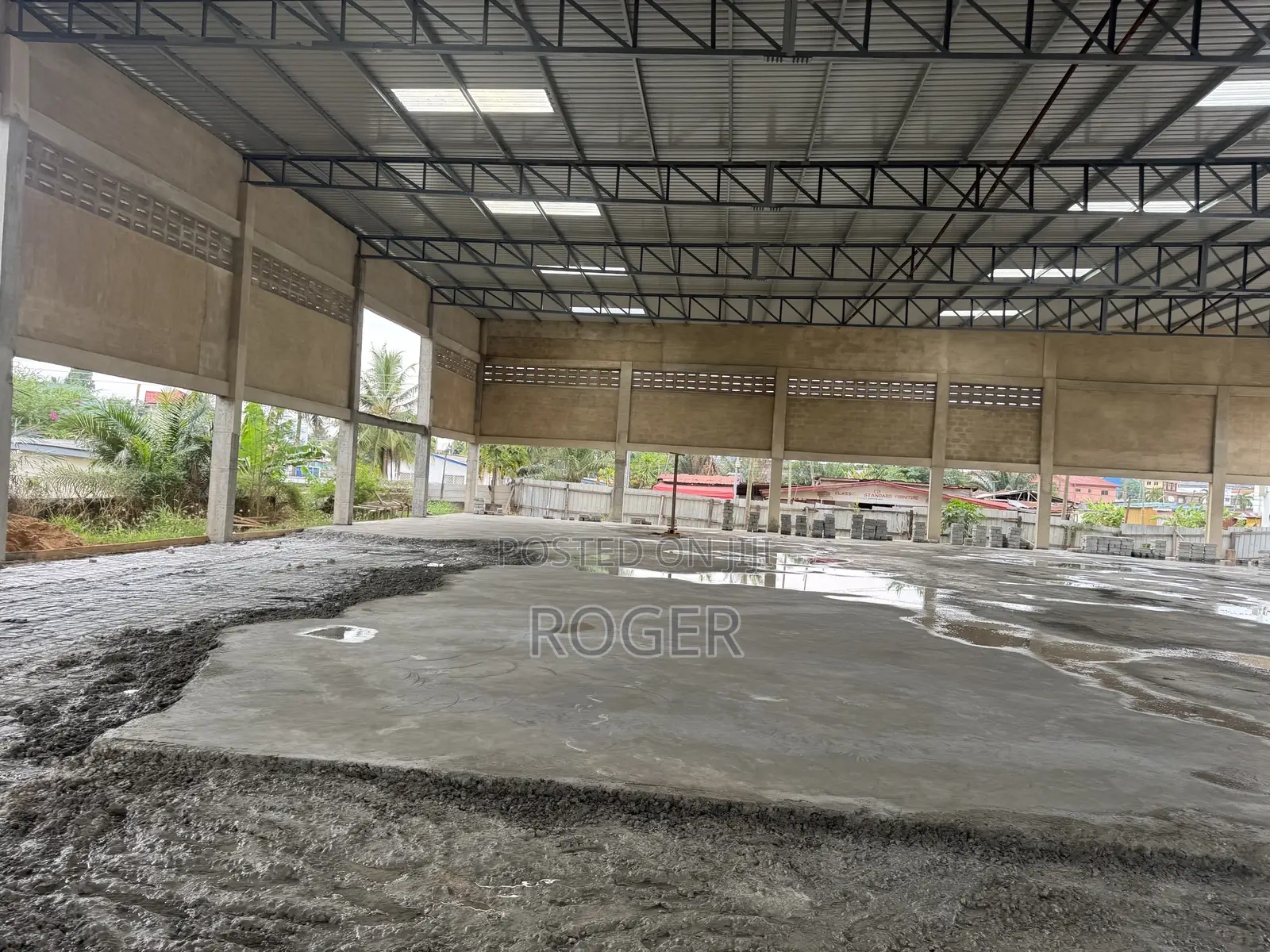 1750 SQM Warehouse for Rent at Tesano