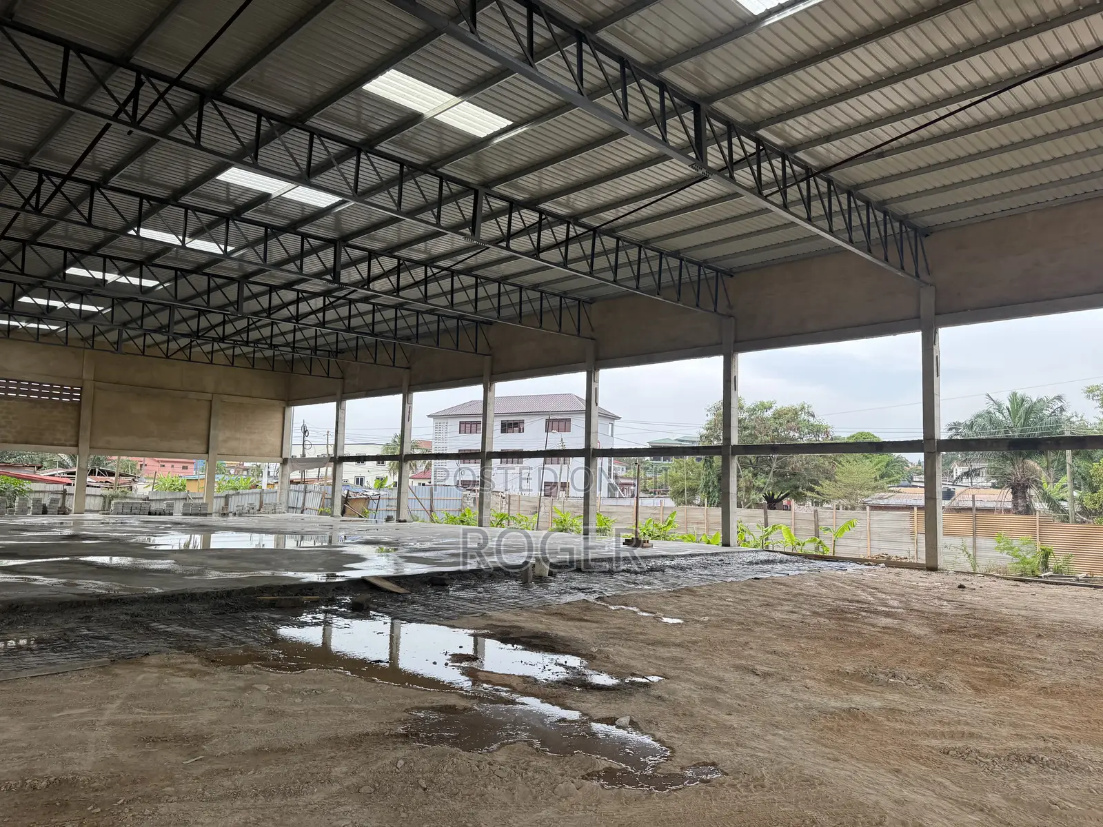 1750 SQM Warehouse for Rent at Tesano