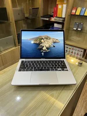 New Laptop Apple MacBook Pro 2019 8GB Intel Core I5 SSD 512GB