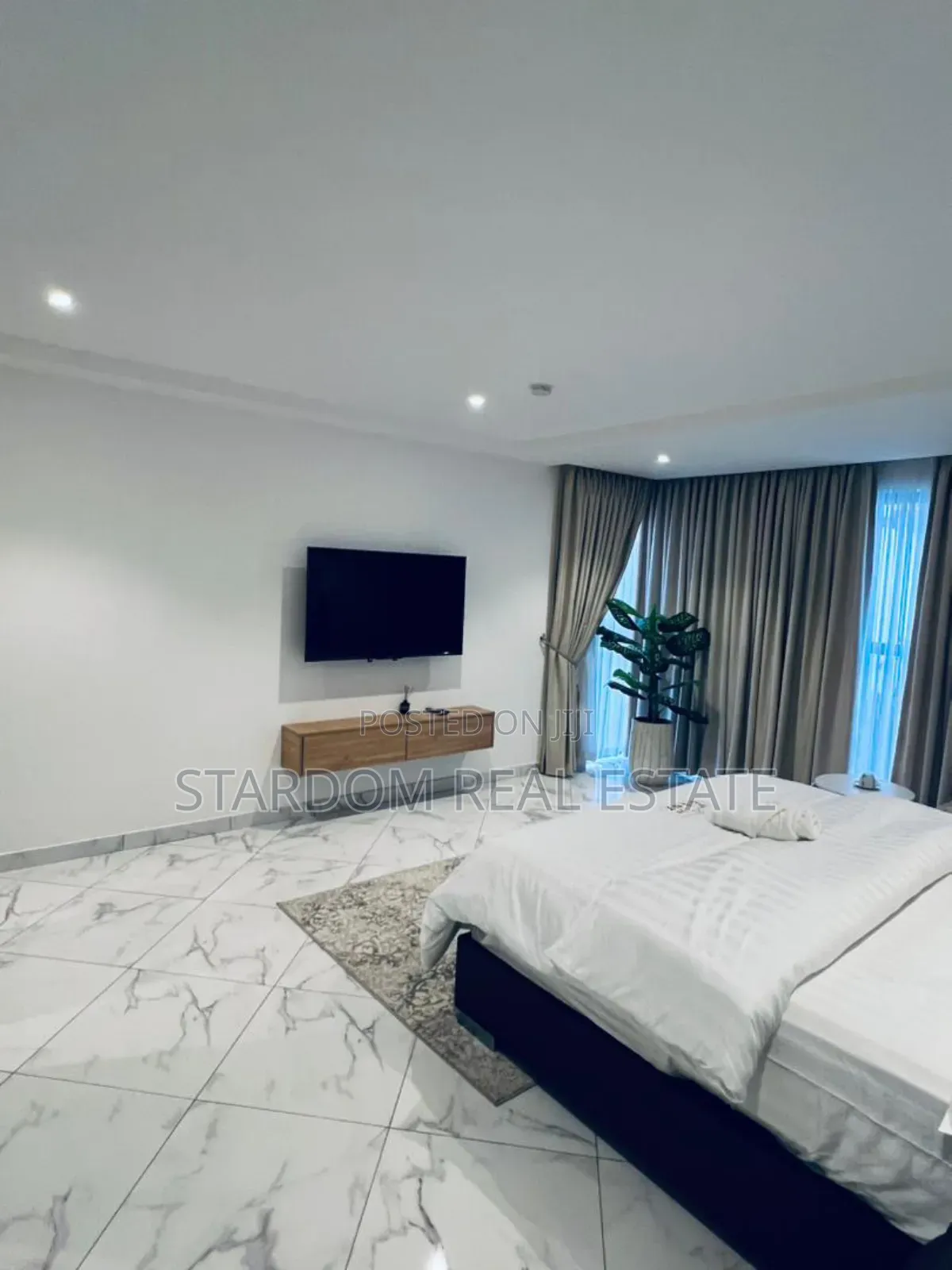 Furnished 4bdrm Townhouse / Terrace in Adjiriganor for rent