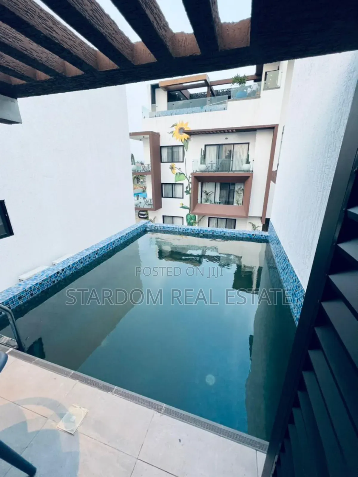 Furnished 4bdrm Townhouse / Terrace in Adjiriganor for rent