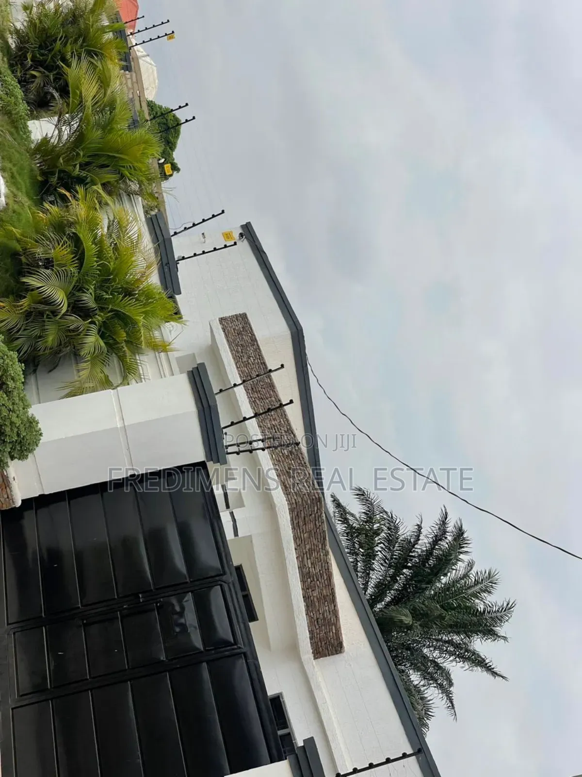 Furnished 5bdrm House in Fredimens Real, Kumasi Metropolitan for sale