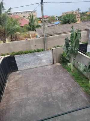 3bdrm House in Okpoigonno, Spintex for sale