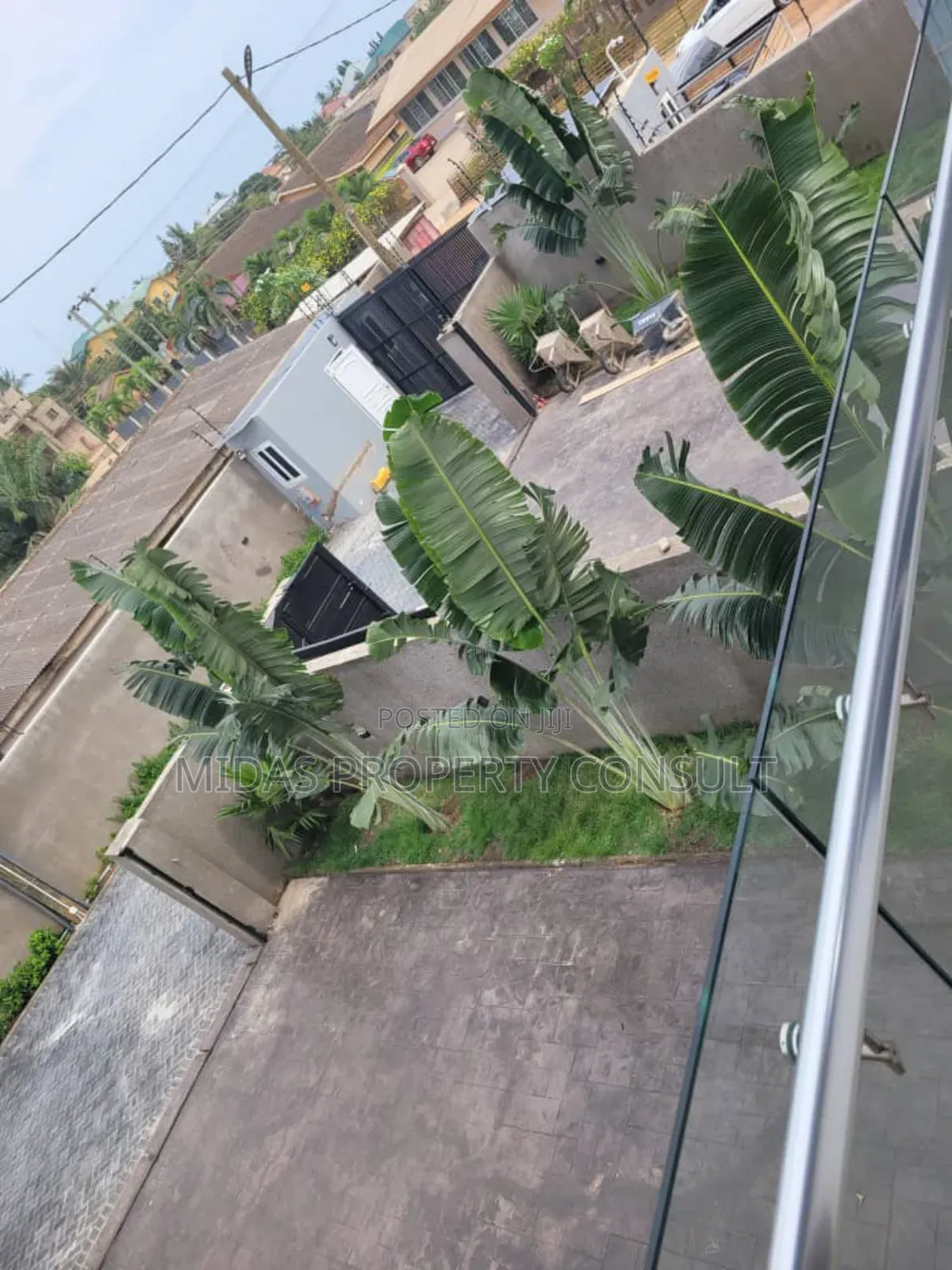 3bdrm House in Okpoigonno, Spintex for sale