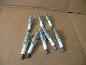 Range Rover Evoque 2015-16 V.6 Spark Plugs. Original.