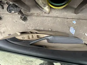 2014 2015 2016 Hyundai Elantra Left Side Front Door