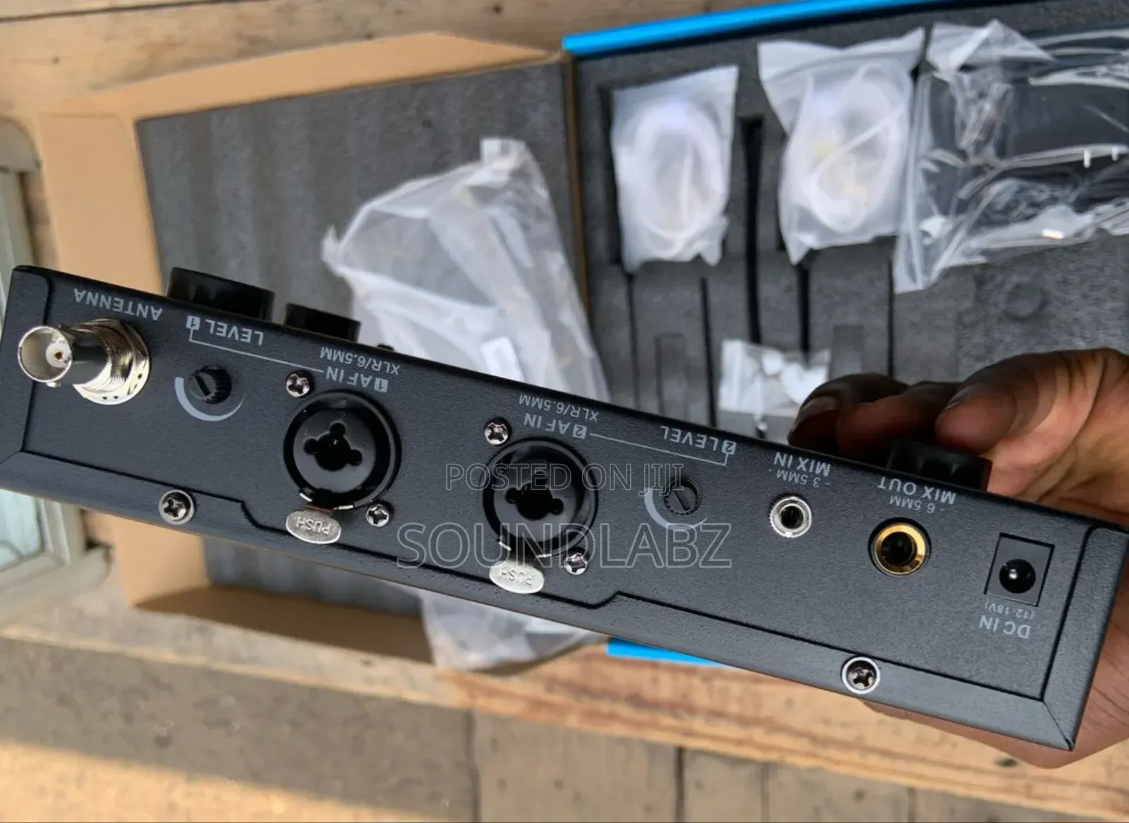 Sennheiser Xs Wireless Iem (In-Ear Monitoring) Set