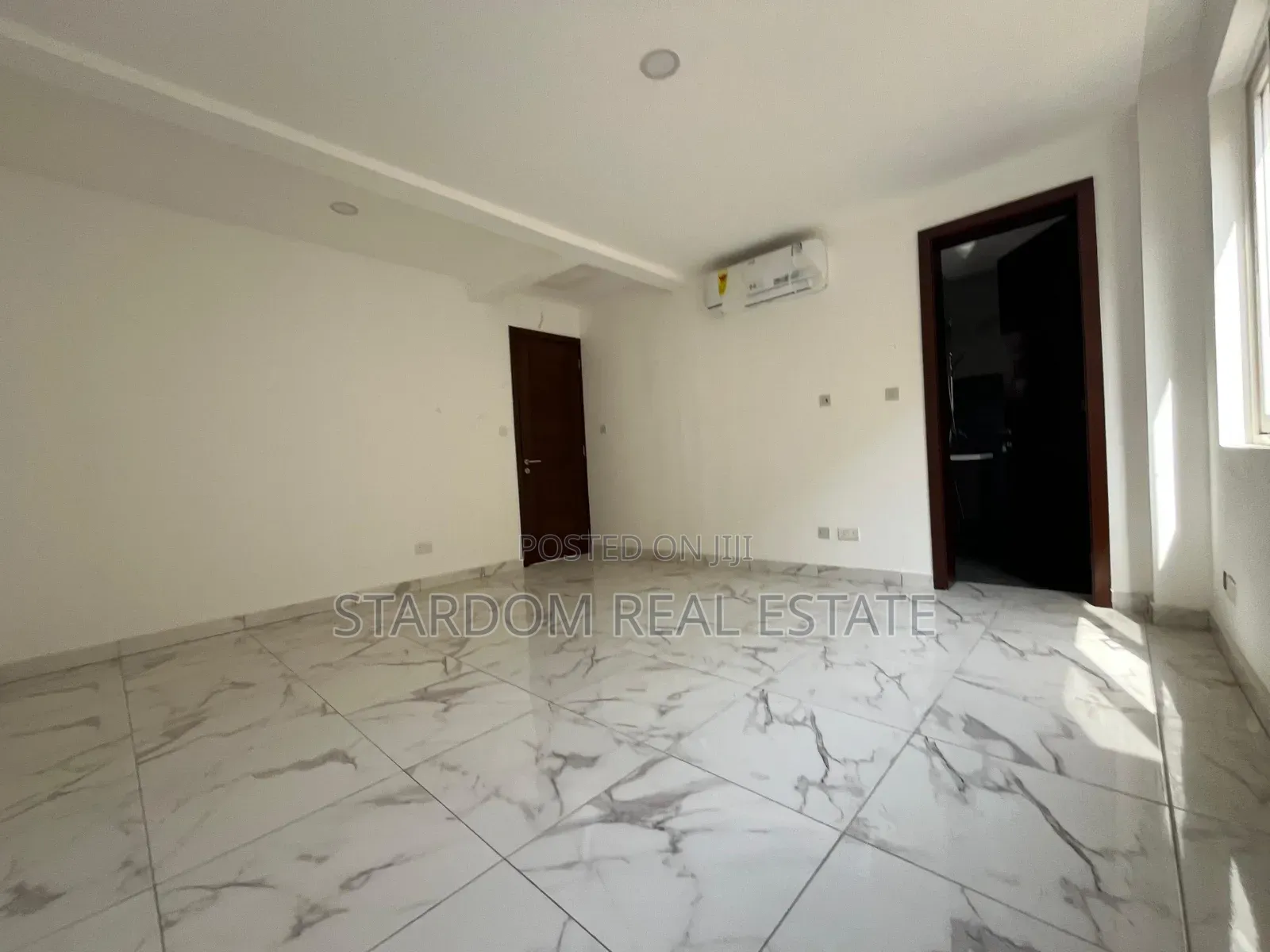 4bdrm Duplex in East Legon, A&C Mall Area for rent