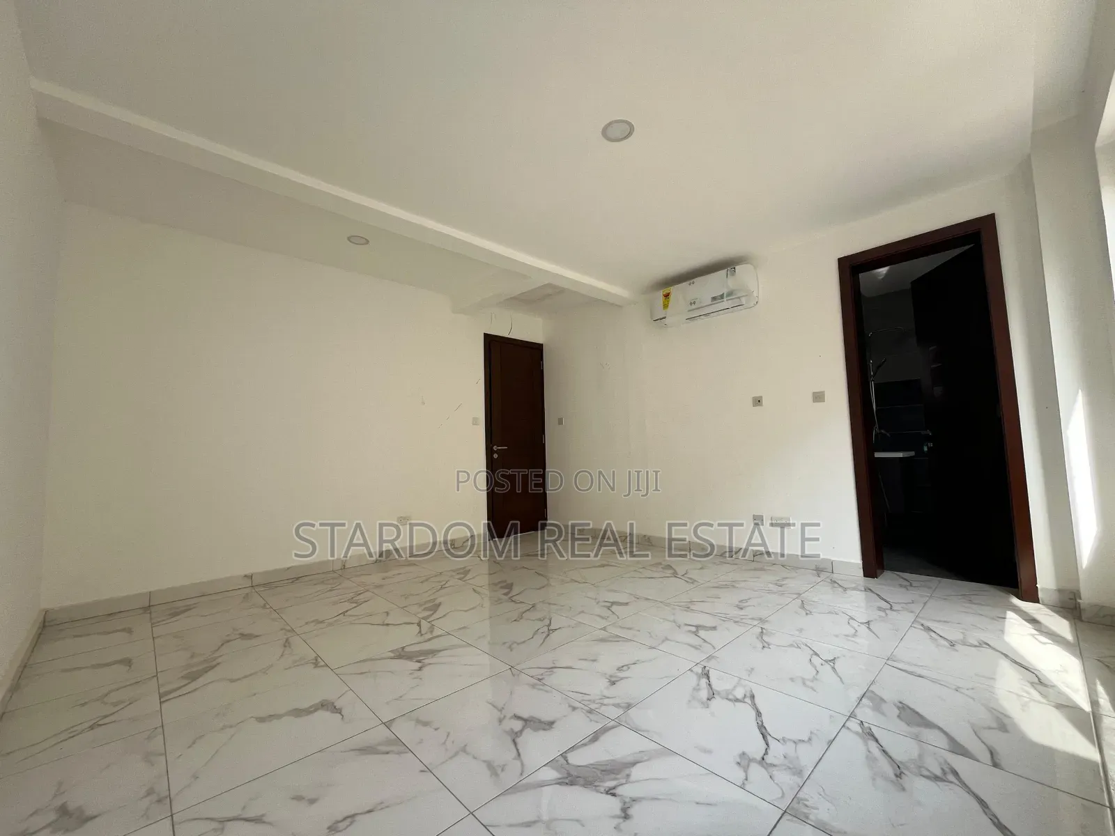 4bdrm Duplex in East Legon, A&C Mall Area for rent