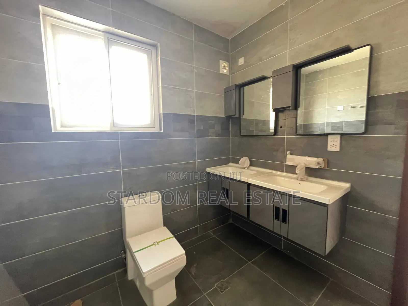 4bdrm Duplex in East Legon, A&C Mall Area for rent