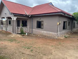 4bdrm House in Ejisu Donaso for sale