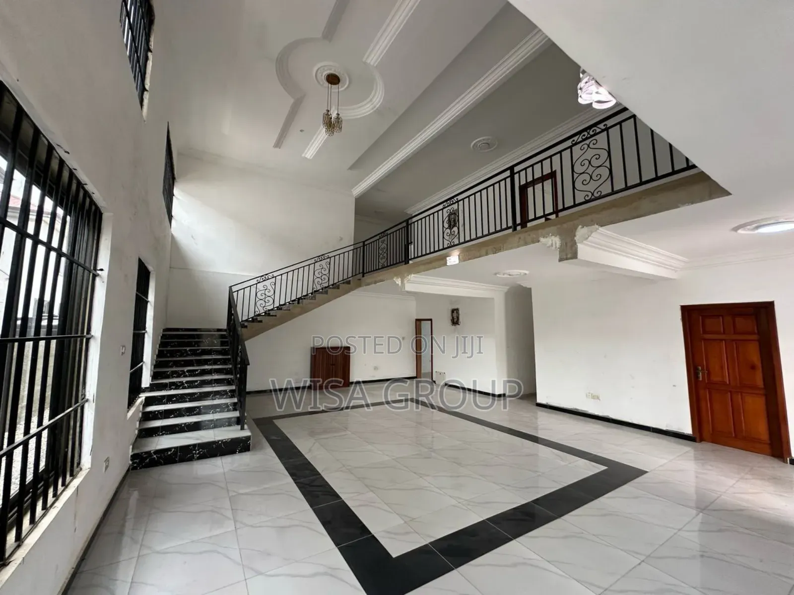 7bdrm Duplex in Wisa Group, Accra Metropolitan for rent