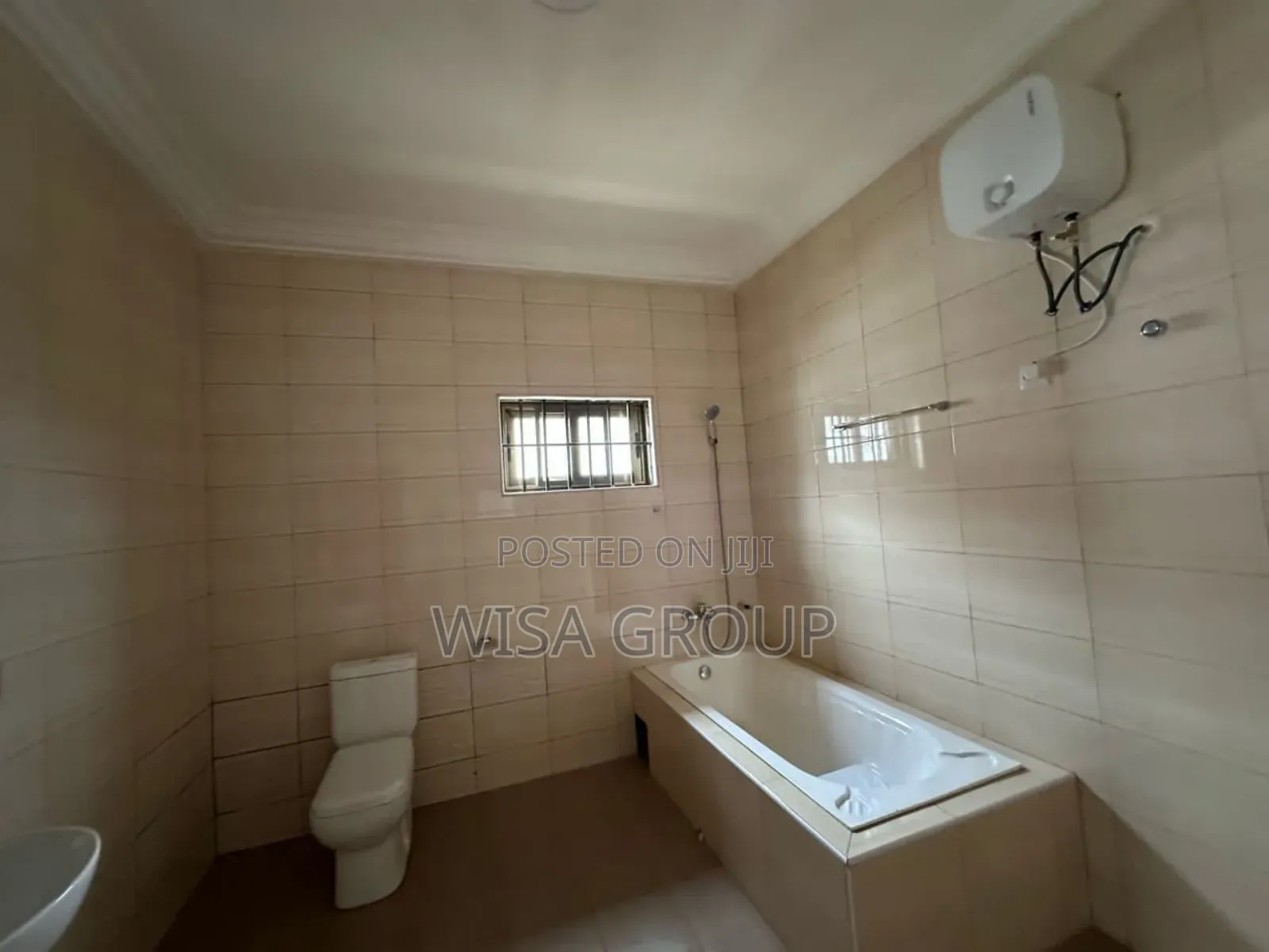 7bdrm Duplex in Wisa Group, Accra Metropolitan for rent
