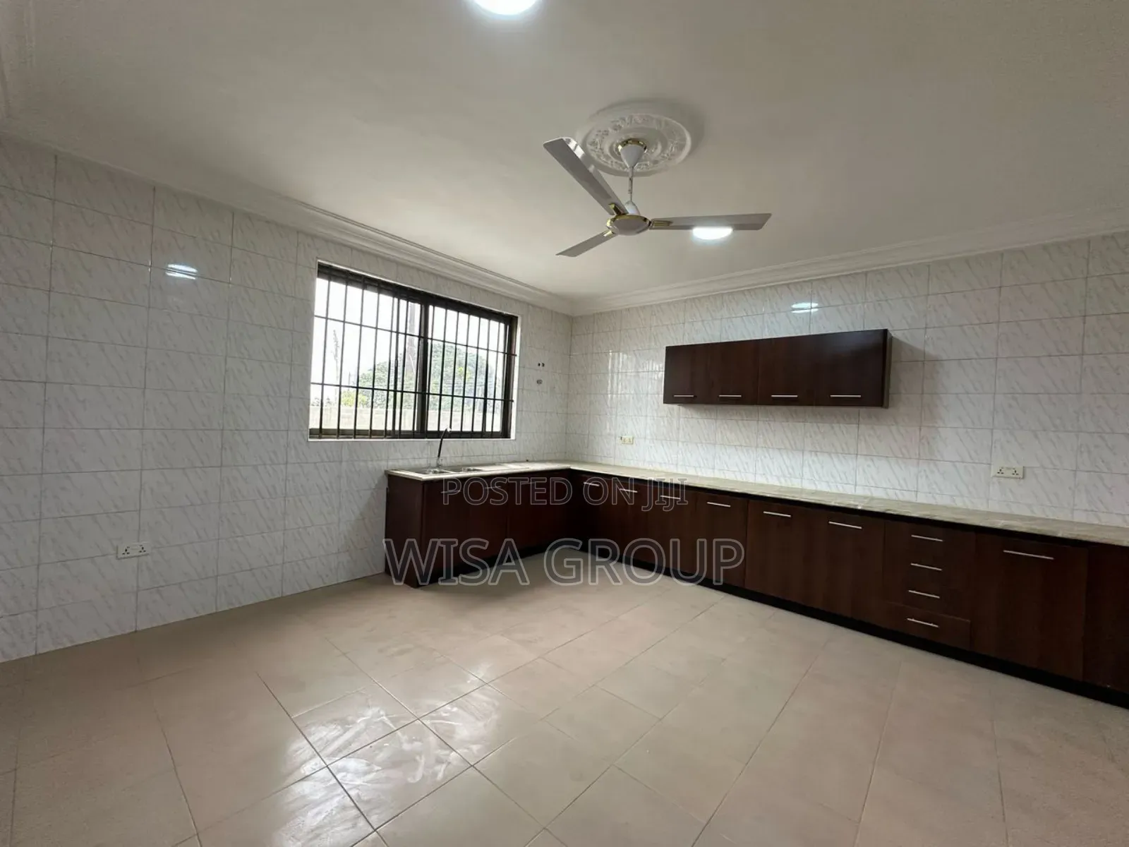 7bdrm Duplex in Wisa Group, Accra Metropolitan for rent
